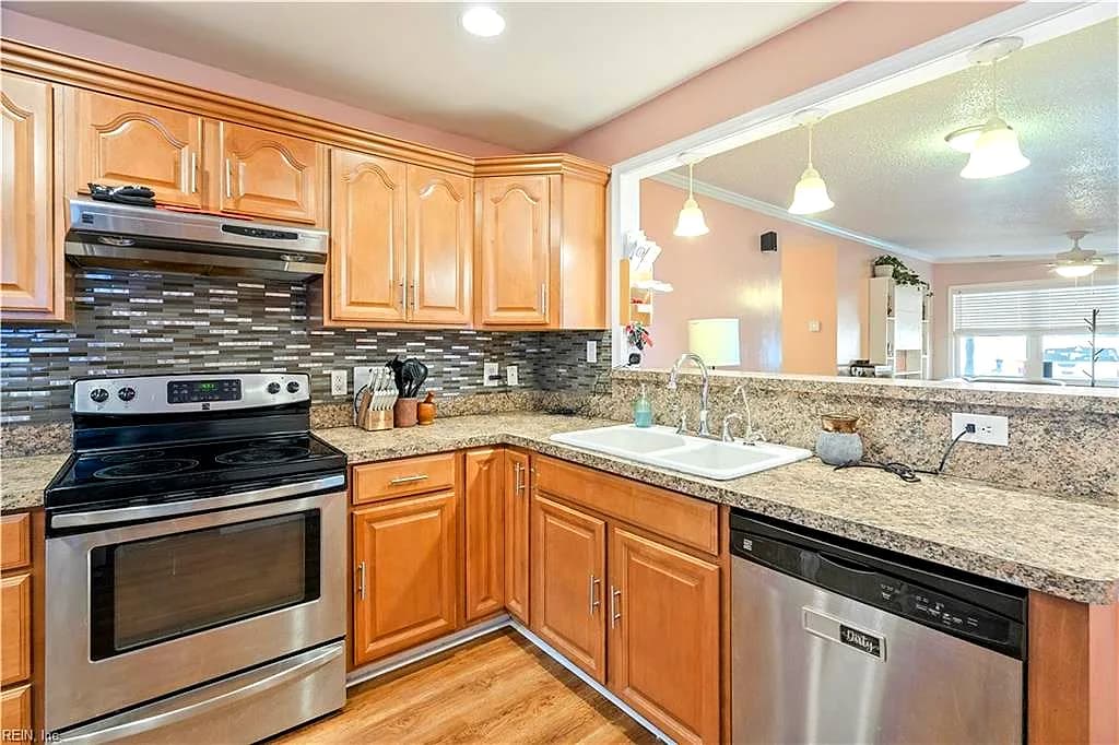 1513 Wingfield AVE, CHESAPEAKE VA 23325 thumb 8