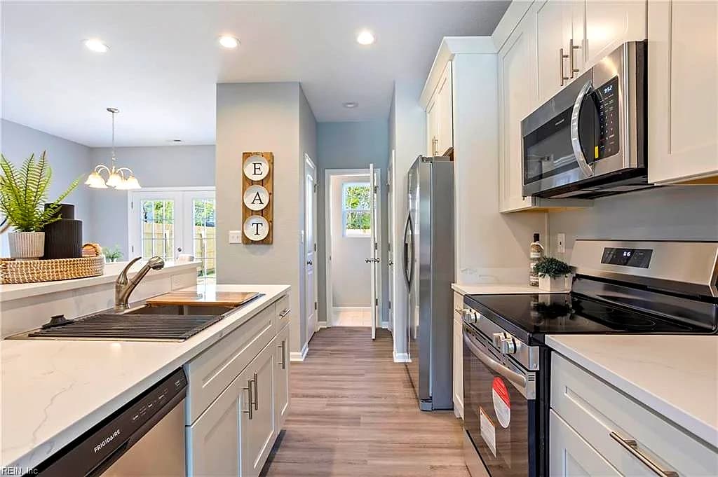 528 Battery AVE, SUFFOLK VA 23434 - Photo 4