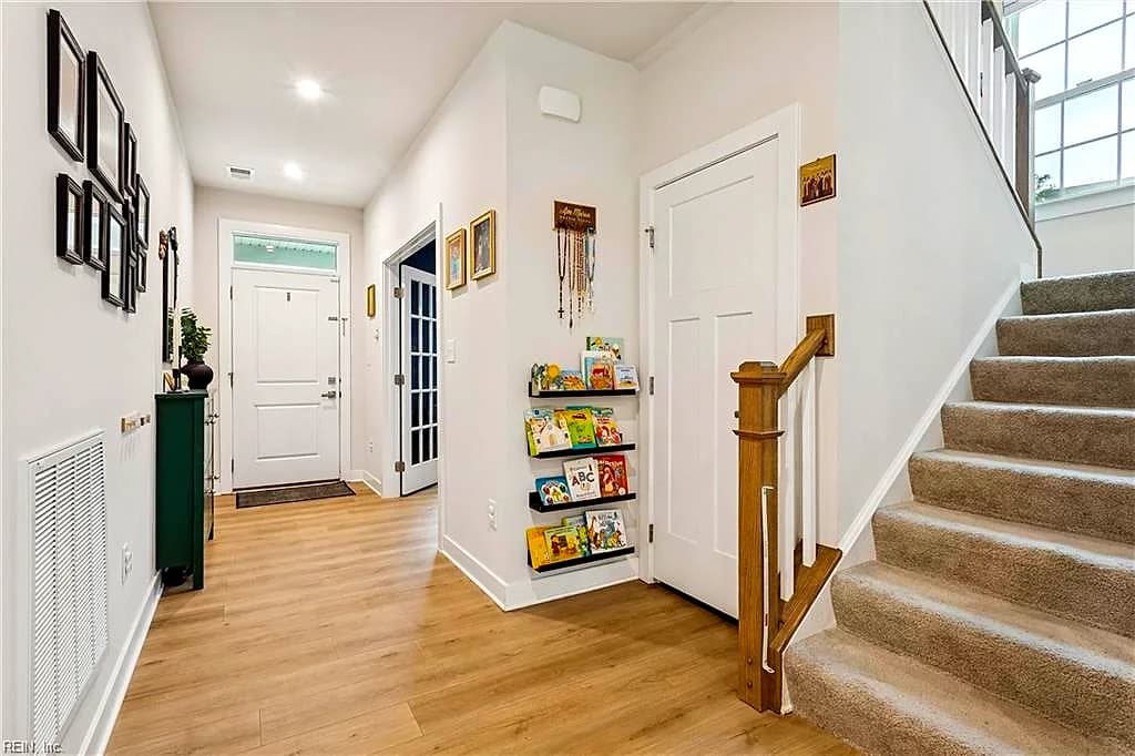 9754 Goldenrod CT, TOANO VA 23168 - Photo 3