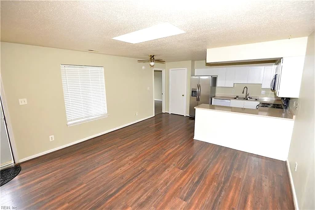 1150 Ocean Pebbles WAY, VIRGINIA BEACH VA 23451 thumb 6