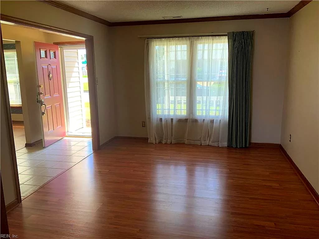 900 Pendergrass CT, VIRGINIA BEACH VA 23454 - Photo 3