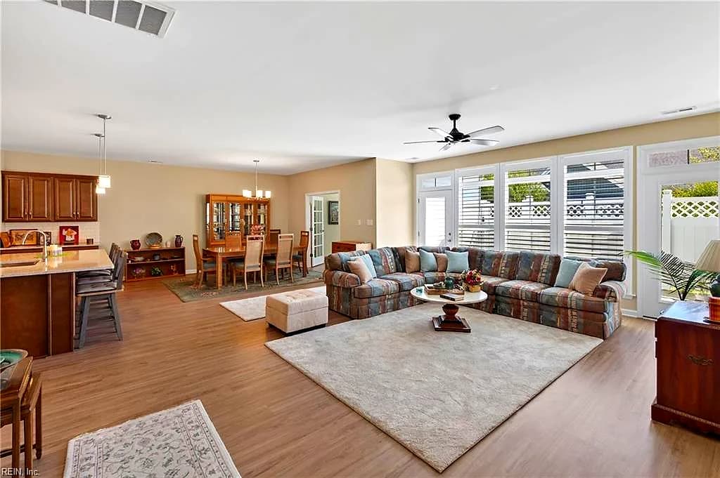 208 Richmond AVE, SMITHFIELD VA 23430 thumb 6