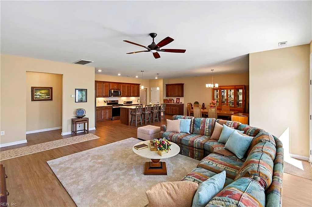 208 Richmond AVE, SMITHFIELD VA 23430 thumb 9