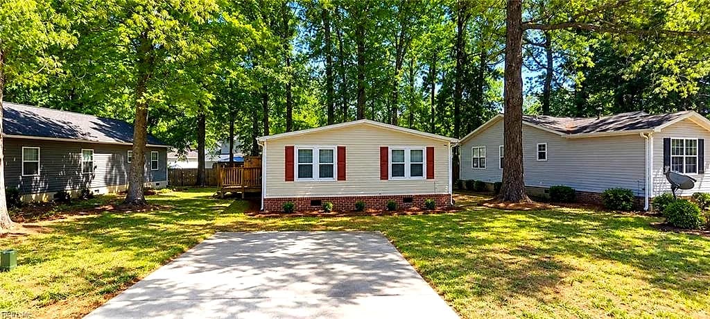 292 Burnetts WAY, SUFFOLK VA 23434 - Photo 2