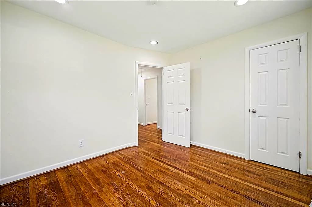 2417 Saban AVE, NORFOLK VA 23518 thumb 11