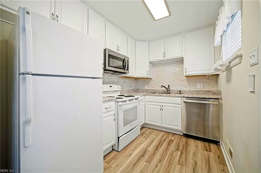 2417 Saban AVE, NORFOLK VA 23518 - Photo 4