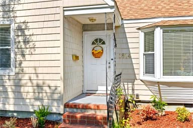 1814 Croyden RD, NORFOLK VA 23503 thumb 3