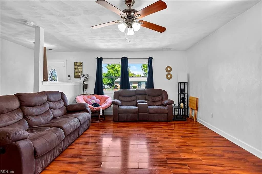 713 Pelham DR, HAMPTON VA 23669 - Photo 4