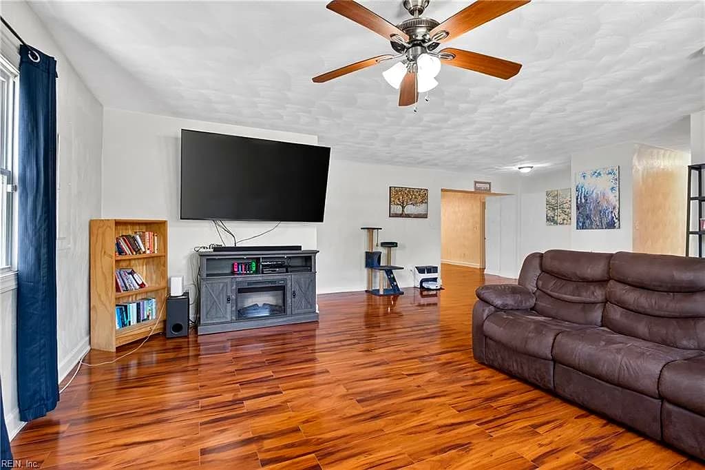 713 Pelham DR, HAMPTON VA 23669 thumb 7