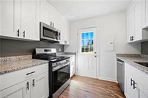 102 Diamond AVE #D, CHESAPEAKE VA 23323 thumb 12