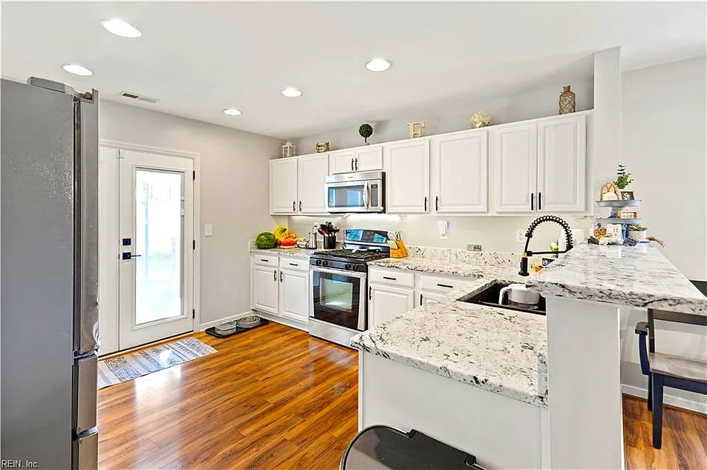 7417 Jeanne DR, GLOUCESTER VA 23061 thumb 12