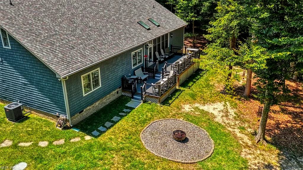 7075 Menzels RD, TOANO VA 23168 - Photo 4