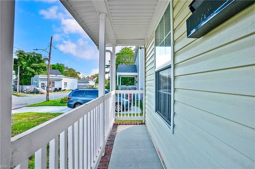 207 Gilmerton AVE, PORTSMOUTH VA 23704 - Photo 5