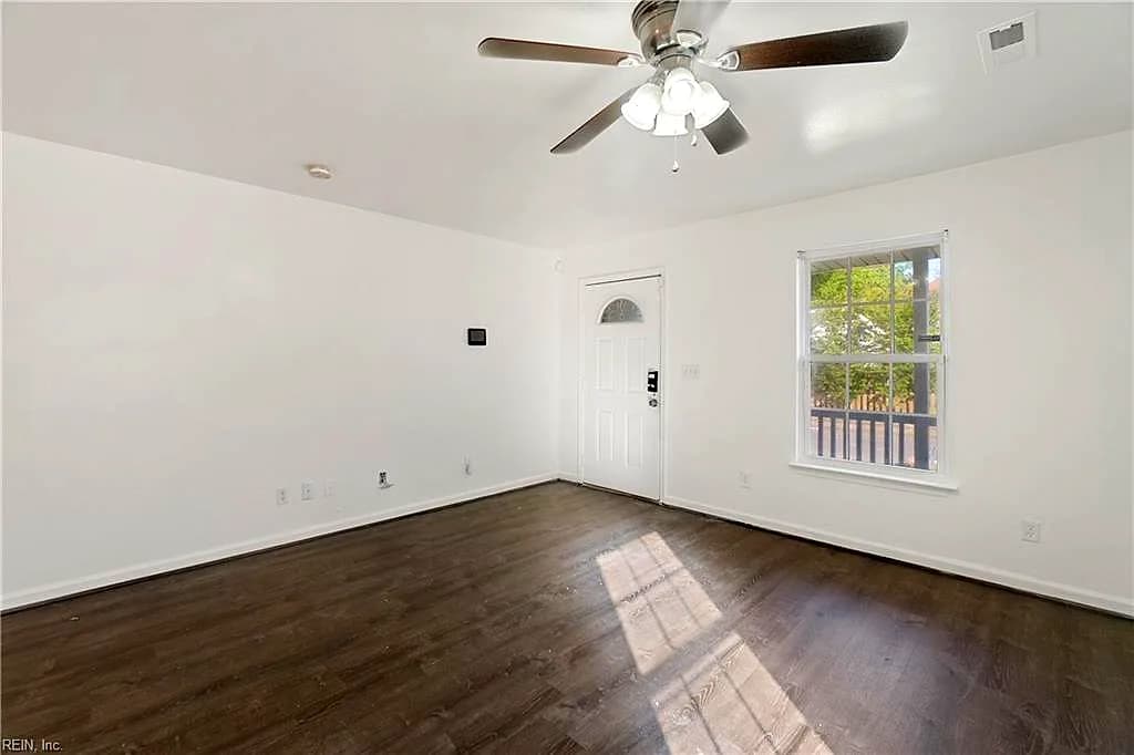207 Gilmerton AVE, PORTSMOUTH VA 23704 thumb 6