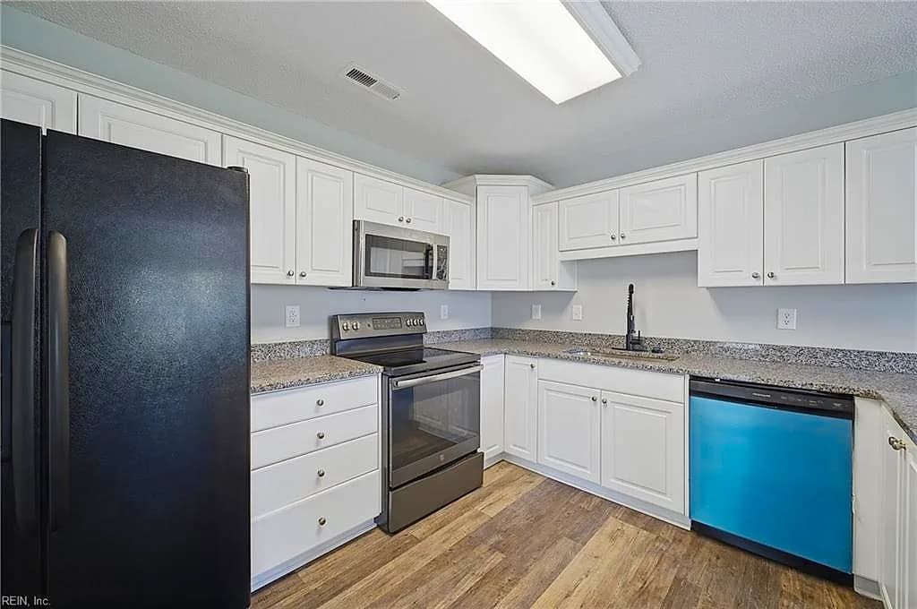 3101 Strata CT, SUFFOLK VA 23434 thumb 12