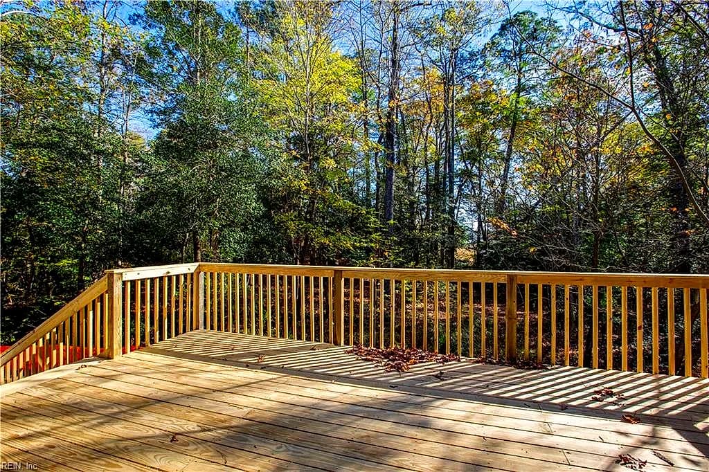 9 Bay Farm RD, CARROLLTON VA 23314 thumb 6