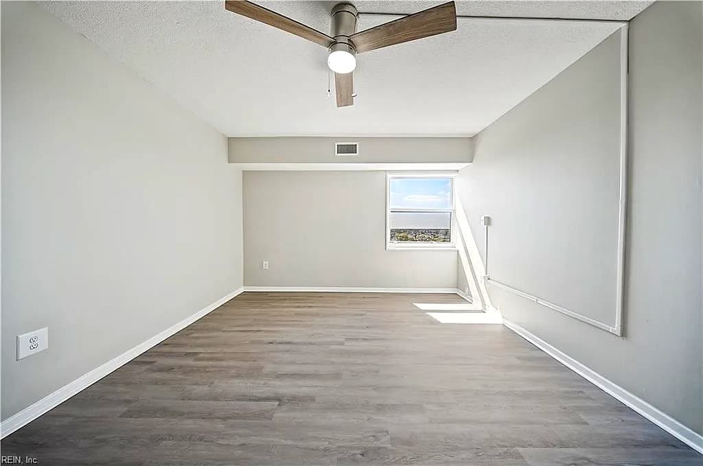 1 Crawford PW #1506, PORTSMOUTH VA 23704 thumb 10