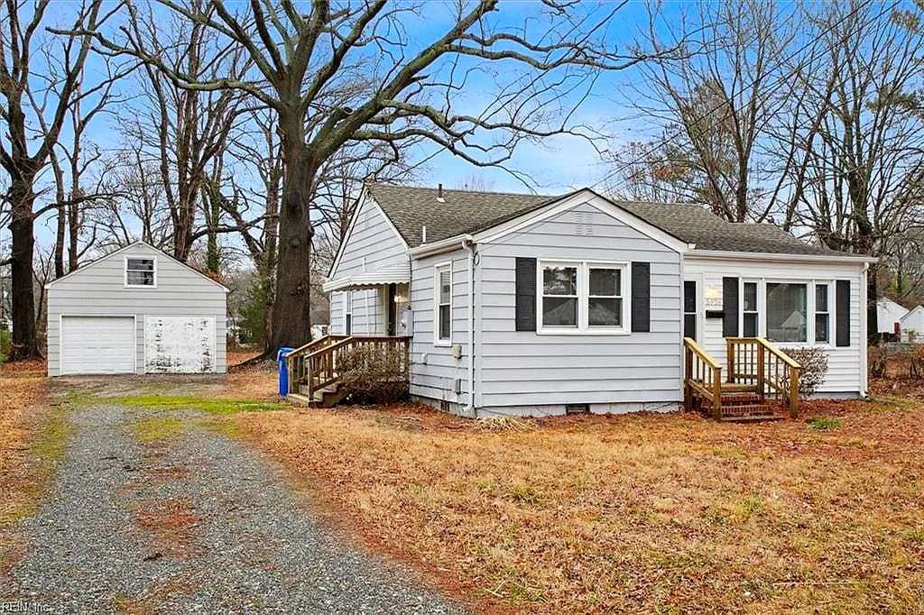 5926 Madison AVE, NEWPORT NEWS VA 23605 - Photo 4