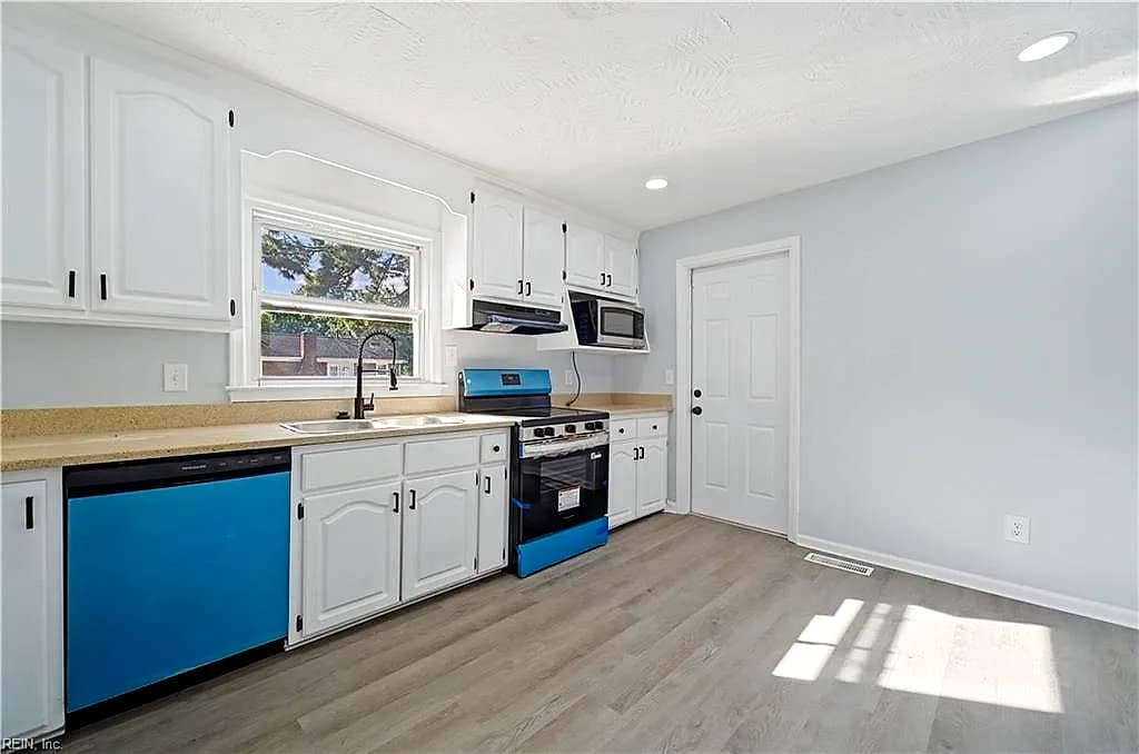 302 Deaton DR, HAMPTON VA 23669 thumb 11