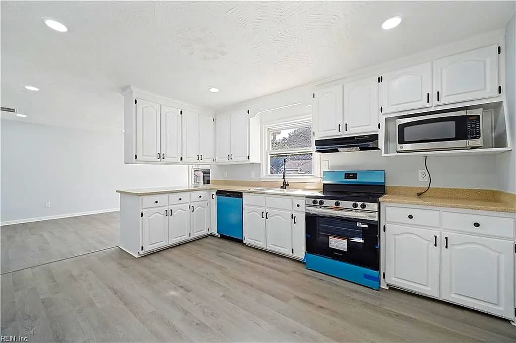 302 Deaton DR, HAMPTON VA 23669 thumb 12