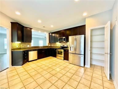 8230 Highland ST, NORFOLK VA 23518 thumb 7