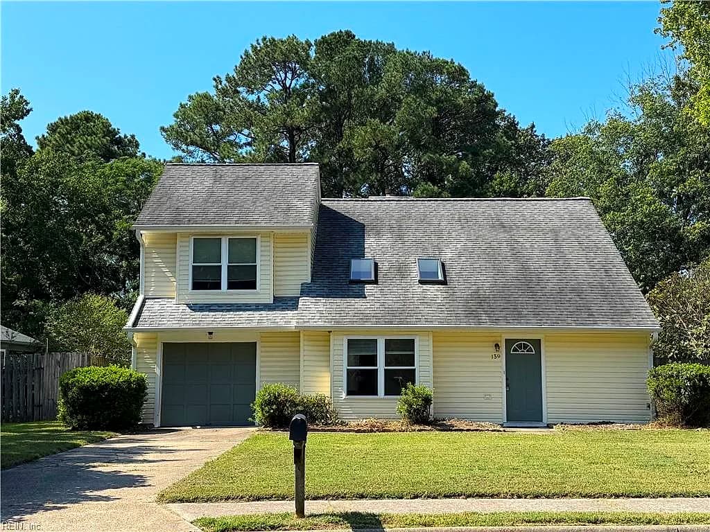 139 Springdale WAY, HAMPTON VA 23666 - Photo 2
