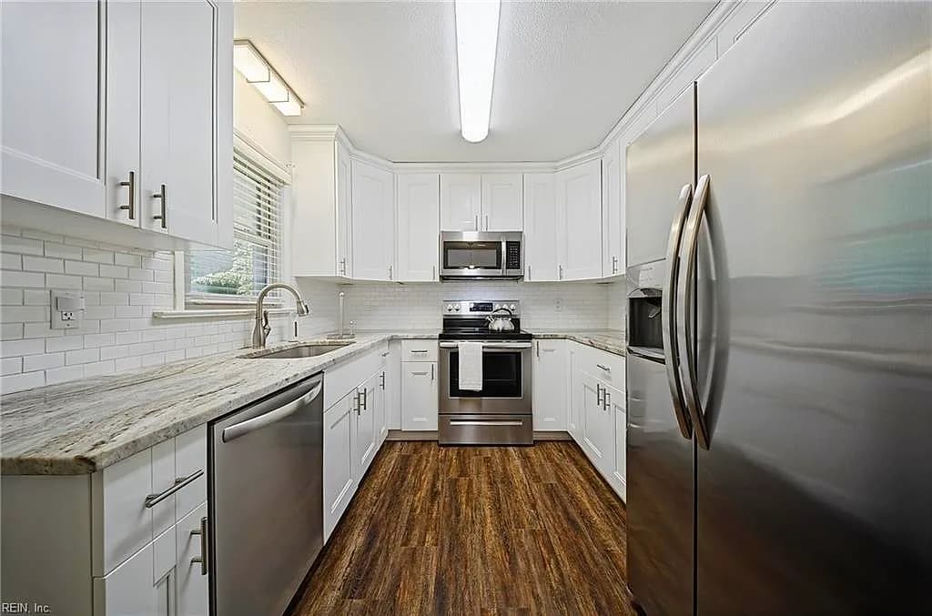 2924 Taylor RD, CHESAPEAKE VA 23321 thumb 8