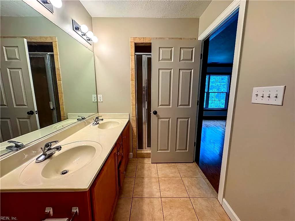 1129 Americus AVE, VIRGINIA BEACH VA 23451 - Photo 4