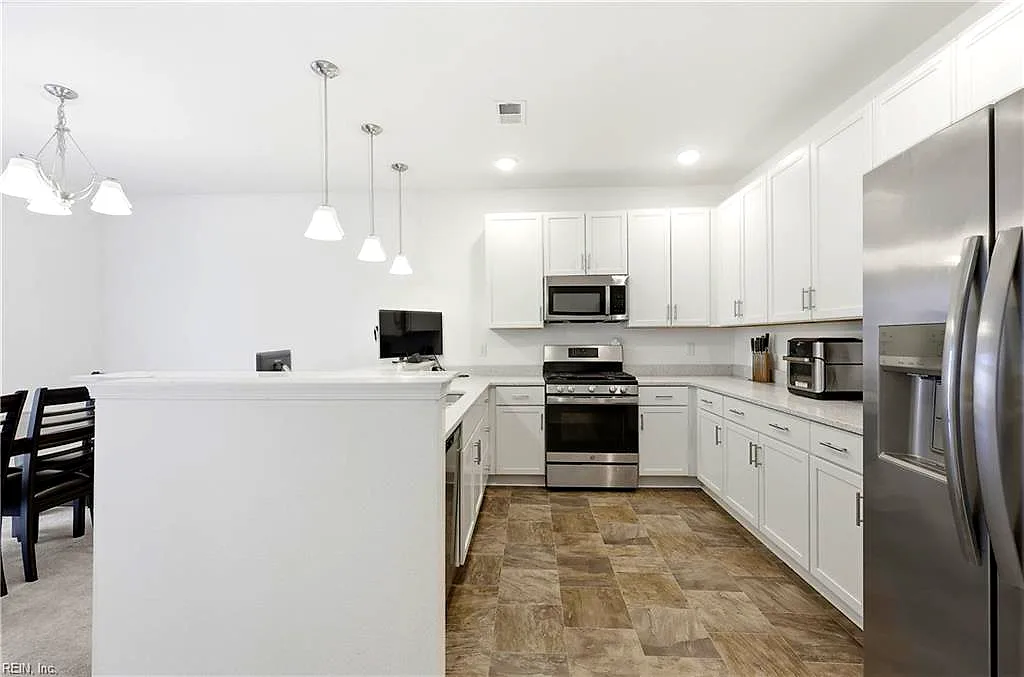 5112 Cora Anne LN, VIRGINIA BEACH VA 23455 thumb 12