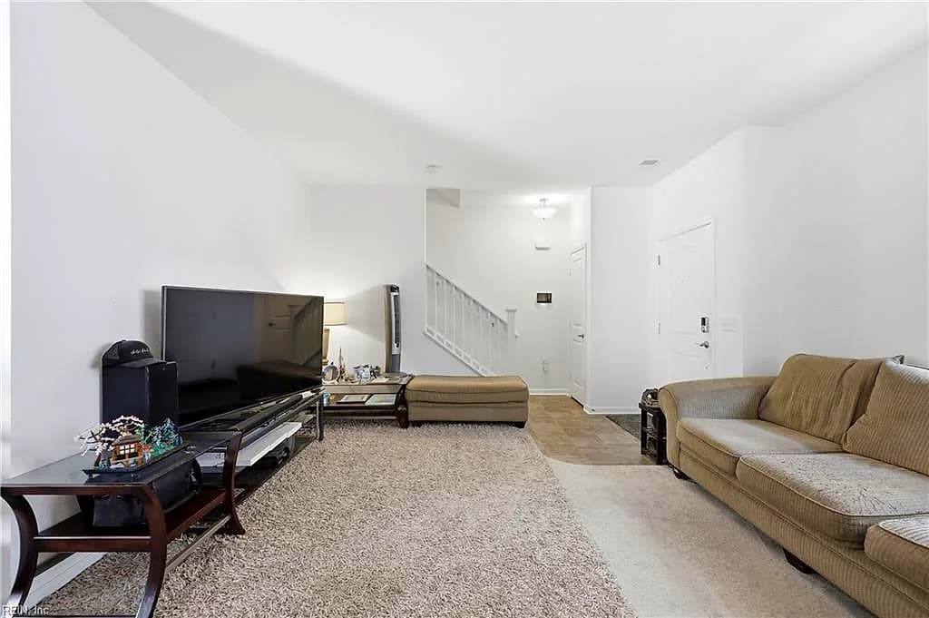 5112 Cora Anne LN, VIRGINIA BEACH VA 23455 thumb 8