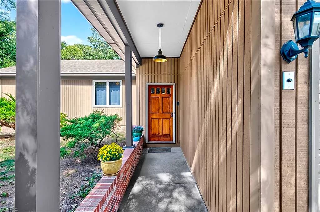 1673 Pine Tree DR, GLOUCESTER POINT VA 23062 thumb 6