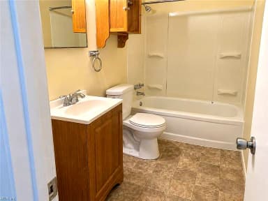19 Kingslee LN, HAMPTON VA 23669 thumb 6