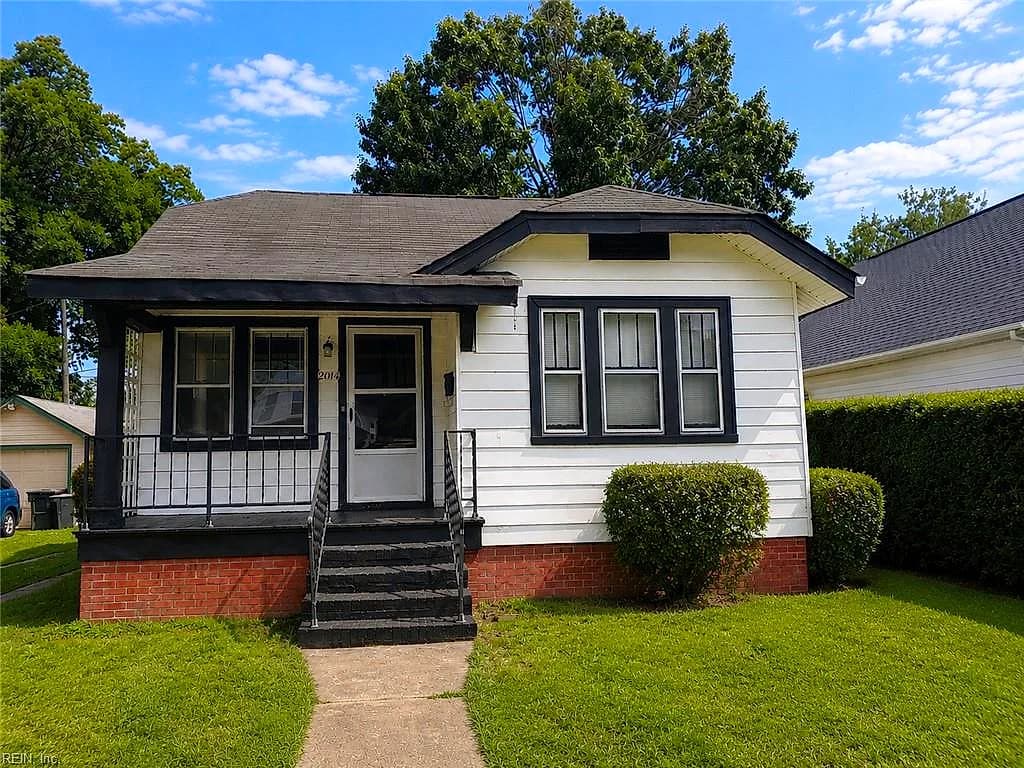2014 Victoria BLVD, HAMPTON VA 23661 - Photo 2