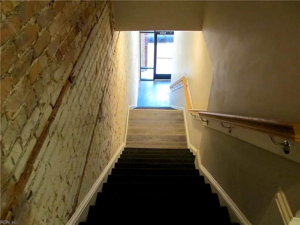 201 E Washington ST #A, SUFFOLK VA 23434 - Photo 3