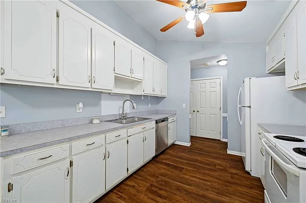 737 Leonard LN, NEWPORT NEWS VA 23601 thumb 9