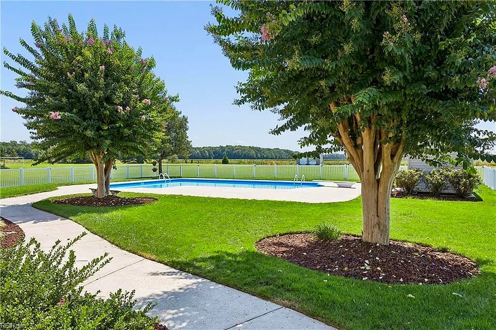 1733 Head of River RD, CHESAPEAKE VA 23322 thumb 7