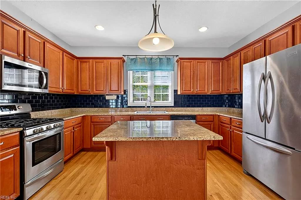 22361 Moss Creek CIR, CARROLLTON VA 23314 thumb 8