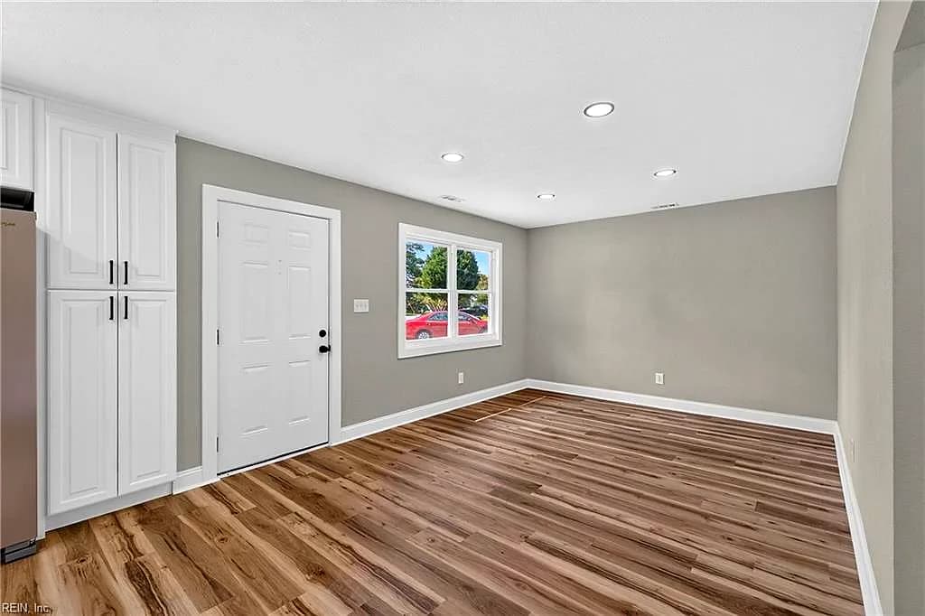 4712 Lonewillow LN, VIRGINIA BEACH VA 23455 thumb 6