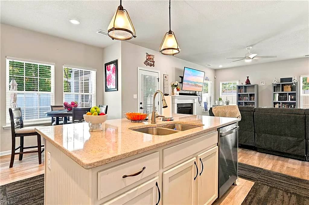 145 Blessing CIR, SUFFOLK VA 23434 thumb 11