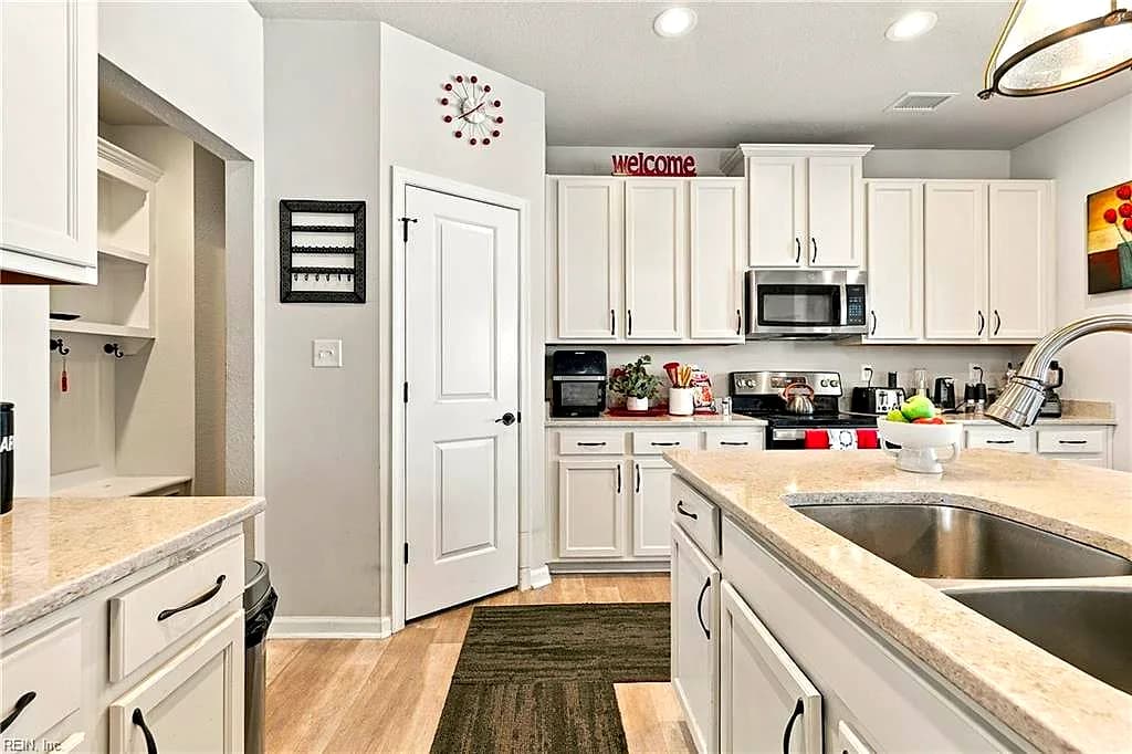 145 Blessing CIR, SUFFOLK VA 23434 thumb 10