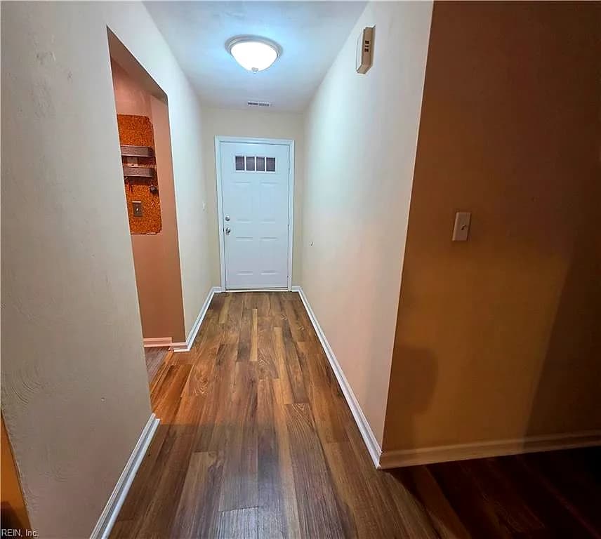 801 Parkview CT, VIRGINIA BEACH VA 23456 thumb 6