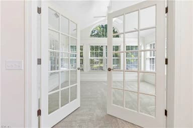 326 Garman LOOP, YORKTOWN VA 23690 thumb 6