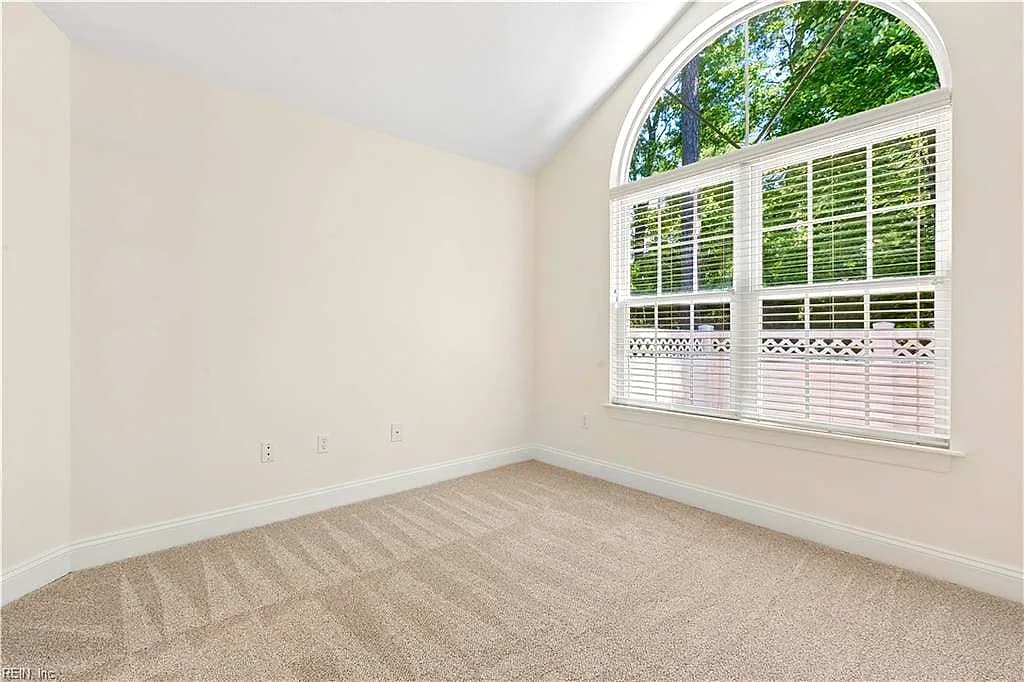 326 Garman LOOP, YORKTOWN VA 23690 thumb 10