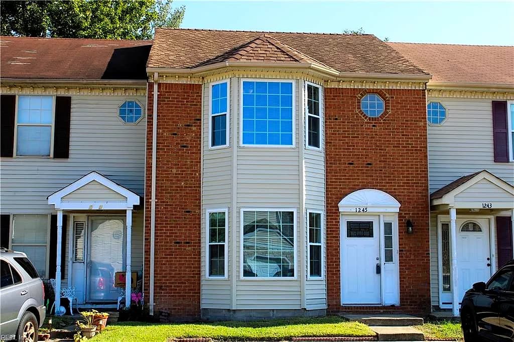 1245 Corkwood CIR, CHESAPEAKE VA 23320 - Main photo