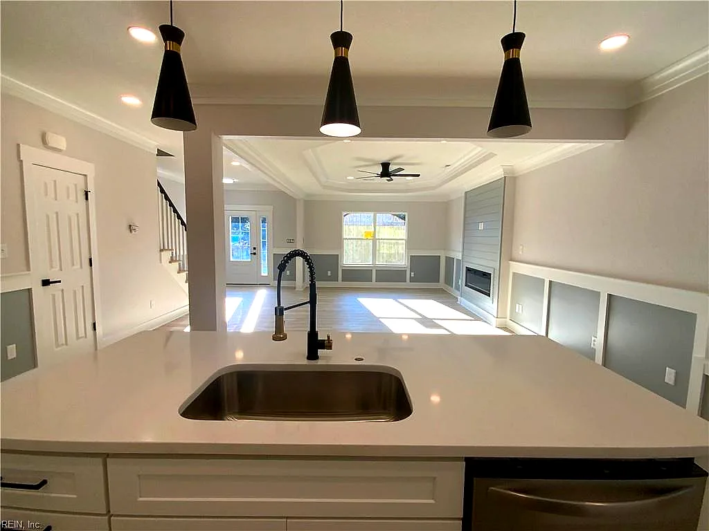 548 Greenbriar AVE #B, HAMPTON VA 23661 thumb 9
