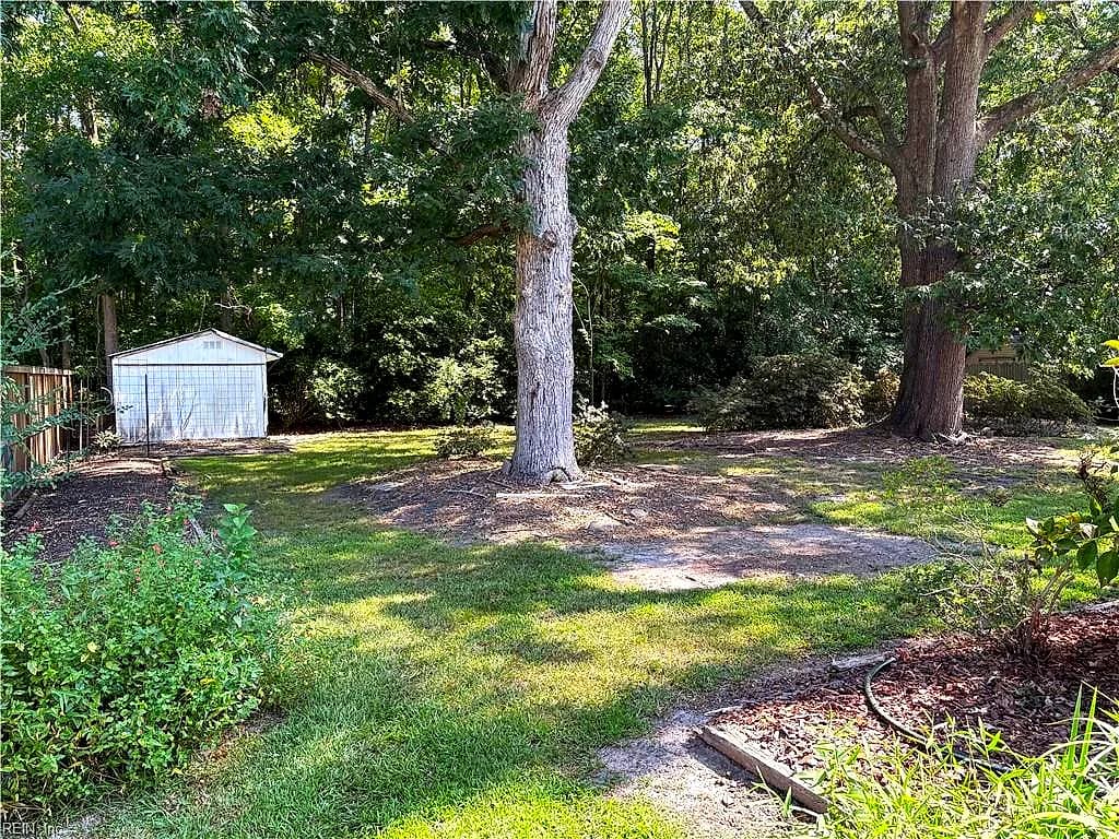 717 Treetop LN, CHESAPEAKE VA 23320 thumb 6
