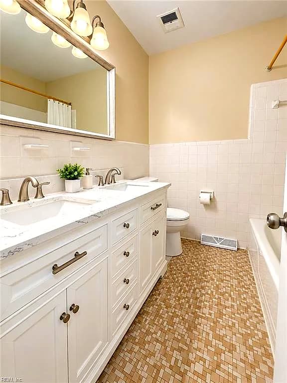 609 Charlton DR, HAMPTON VA 23666 thumb 9