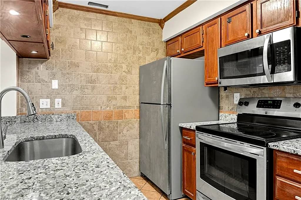 8576 Chesapeake BLVD #114, NORFOLK VA 23503 thumb 10