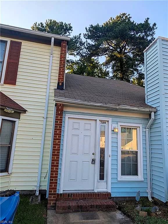 709 Brook Meadow CT, VIRGINIA BEACH VA 23462 - Photo 3