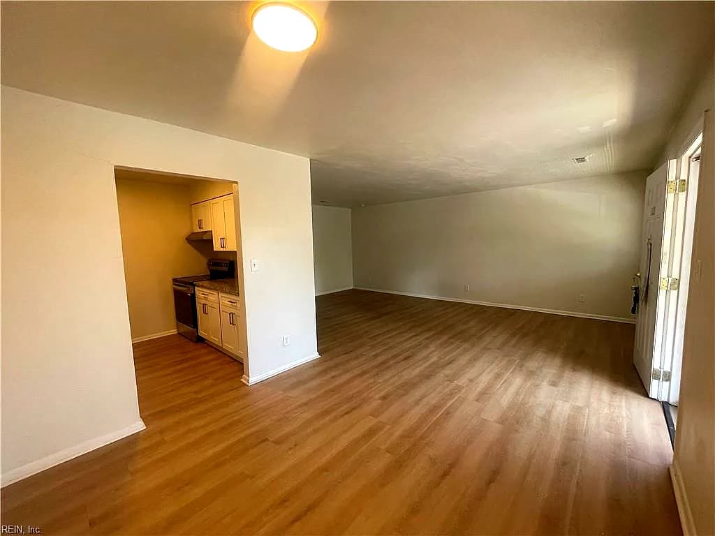 719 Marvin AVE #203, NORFOLK VA 23518 thumb 9